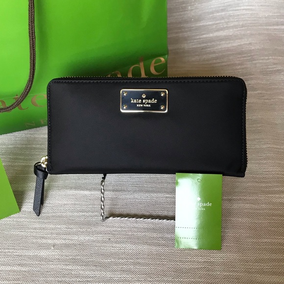 kate spade Handbags - Kate Spade Neda Zip Wallet